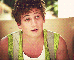 6 Lip Gallagher GIFs That Will Make You Fall in Love
