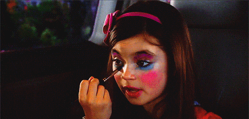 8 Things That Happen When You're a Girl and Don't Understand Makeup