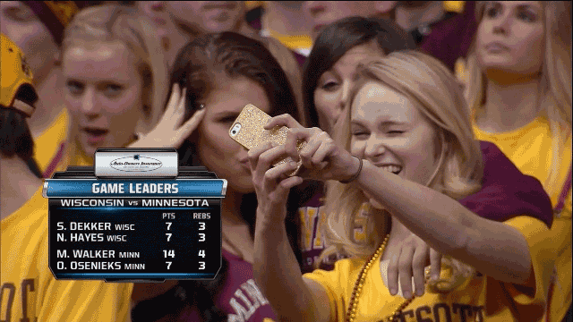 Why College Girls Are Obsessed With Taking Pictures