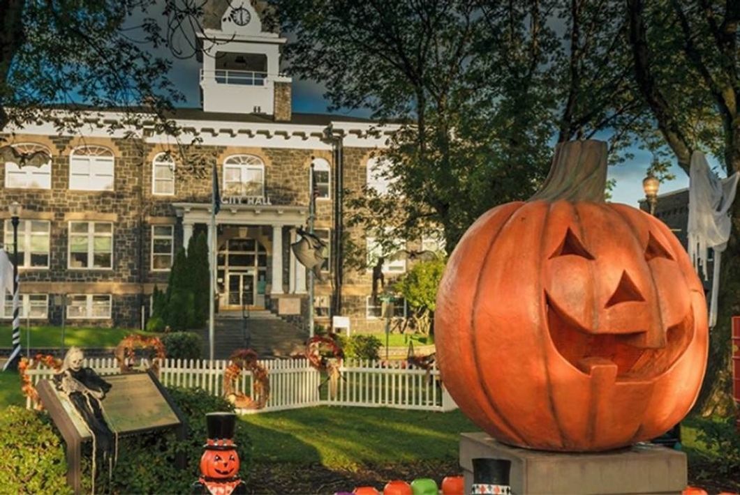 Halloweentown Is Real, And You Can Visit Just In Time For The Actual Holiday
