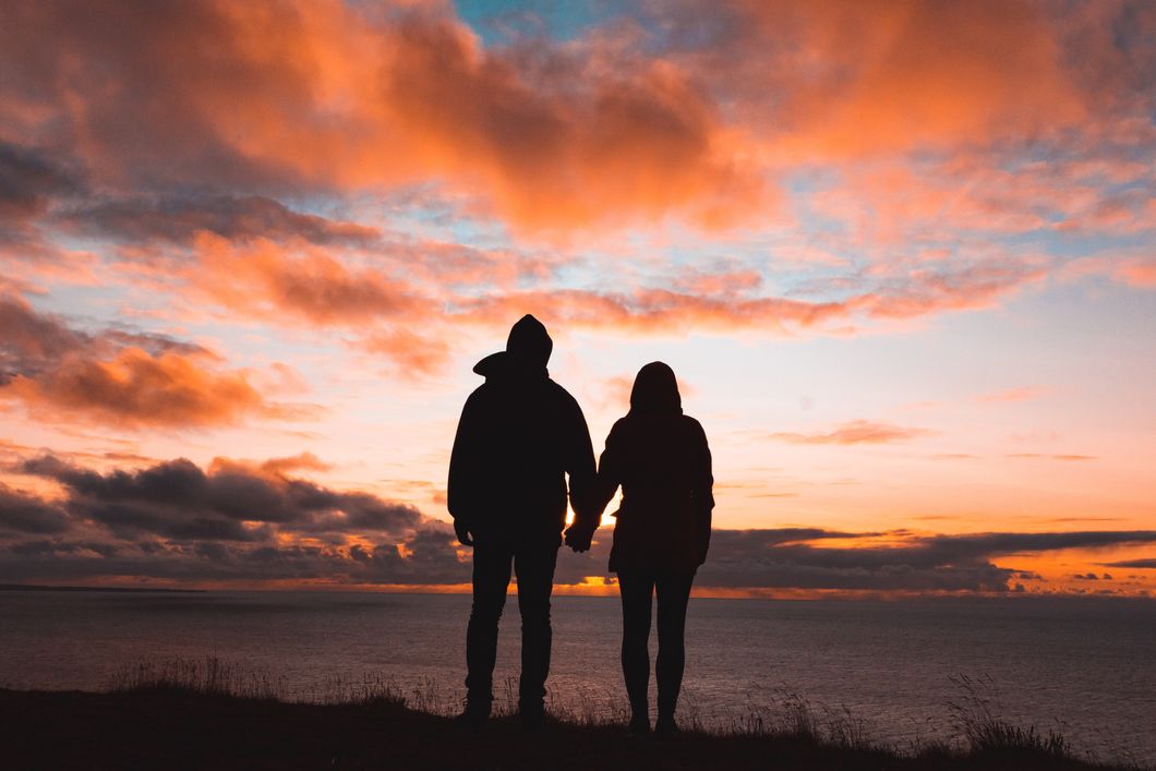 6 Ways To Feel Better When You Miss Your Partner Oh-So Much