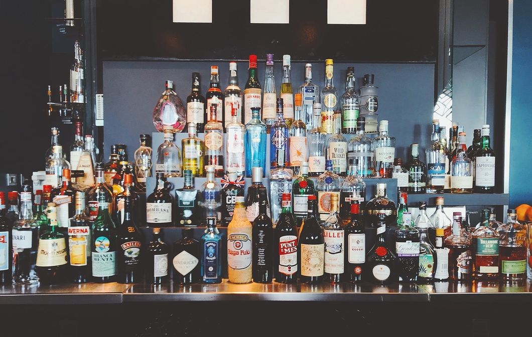 5 Tips on Handling Your Alcohol To Avoid A Party Foul