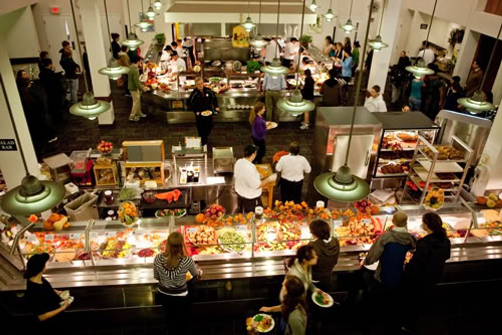 7 Ethically Questionable Tips for ‘All You Can Eat’ Dining on Campus