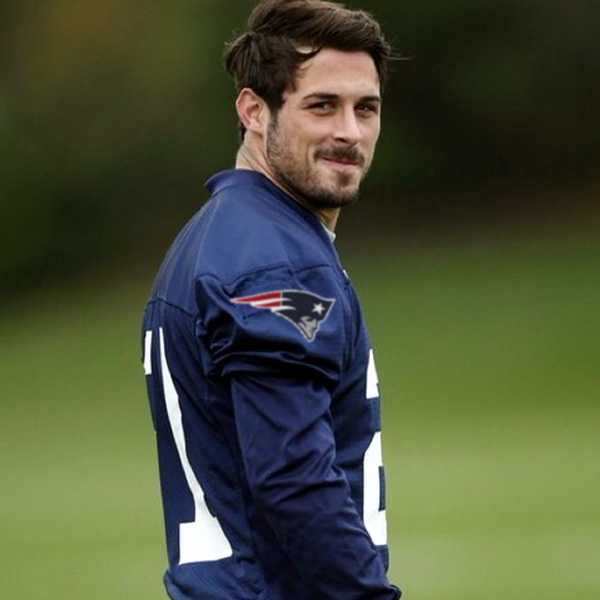 THE Hottest NFL Players