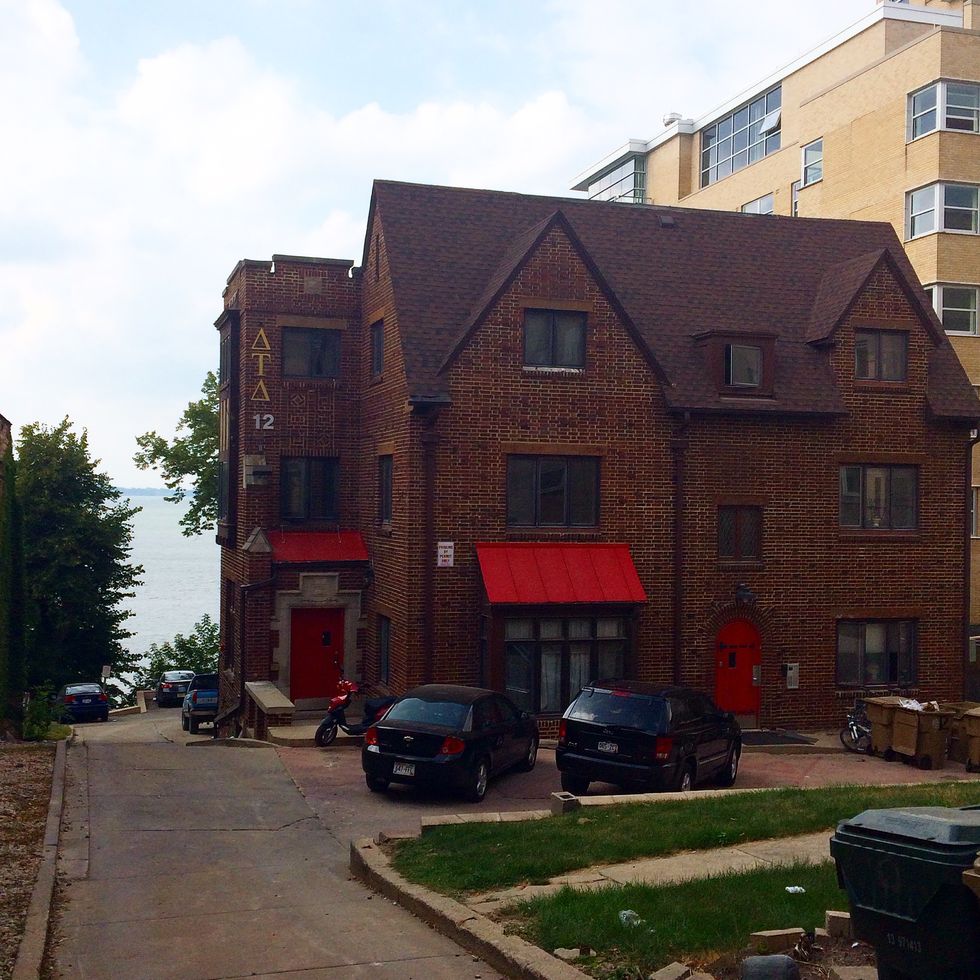 UW Cribs: Delta Tau Delta