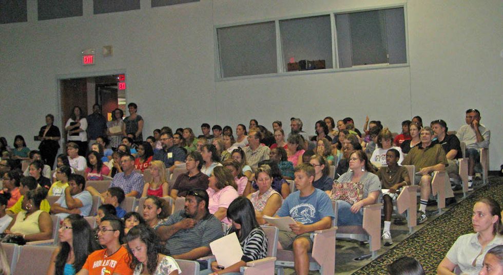 8 Tips Nobody Tells College Freshmen, Until It's Way Too Late