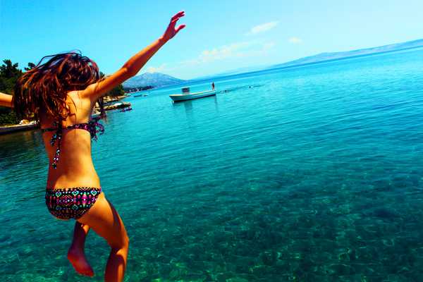 7 Thoughts We All Have The Last Week Of Summer