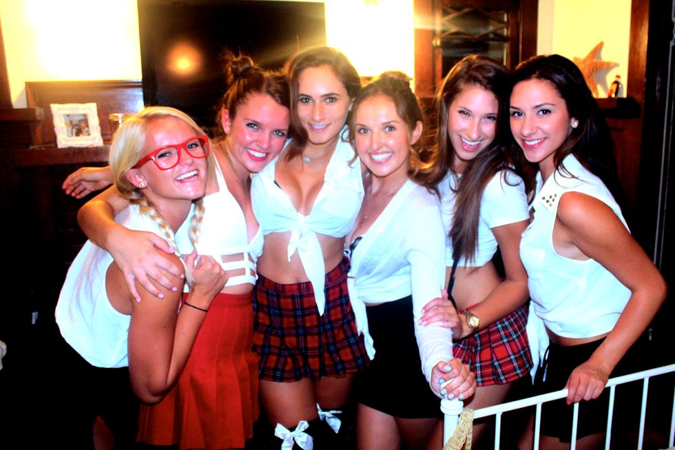 30 Things Every Rookie College Girl Needs To Know Before Conquering Frats
