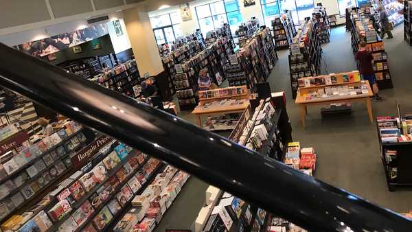 17 Situations Only TRUE Bookworms Will Understand