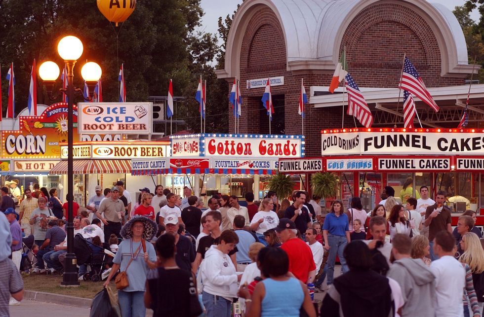 20 Mouthwatering Iowa State Fair Foods You Have To Try At Least Once