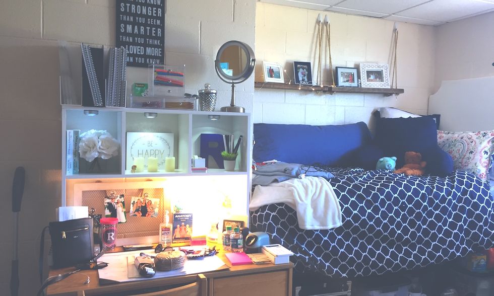 10 Things Every College Girl Explicitly Needs In Her Dorm Room
