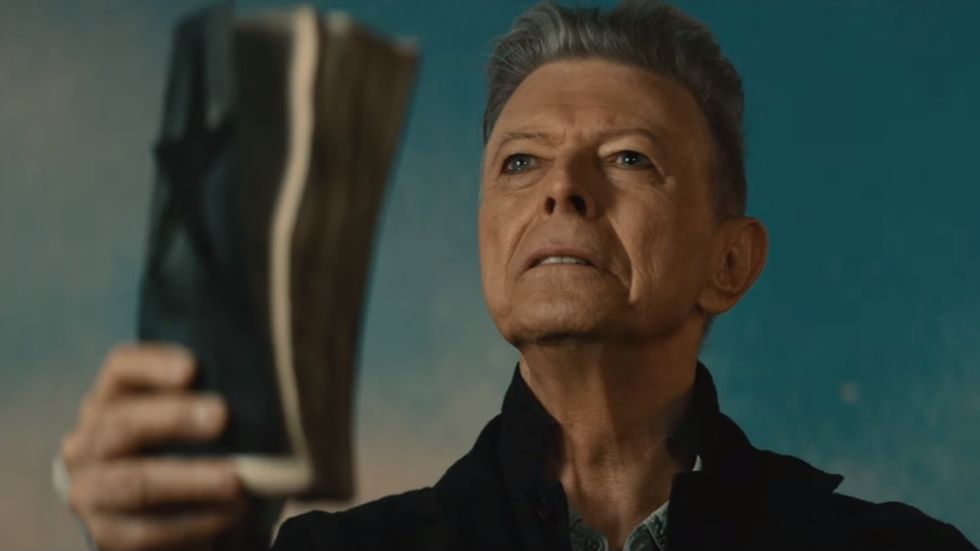 Proof That David Bowie Held The Universe Together