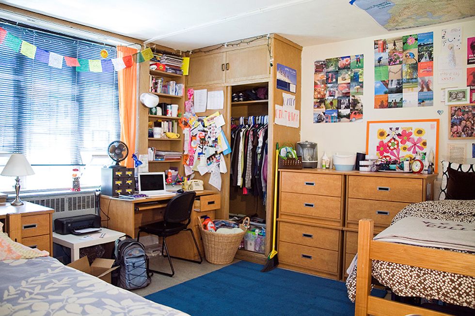 7 Reasons Why Living In College Dorms Are Awesome