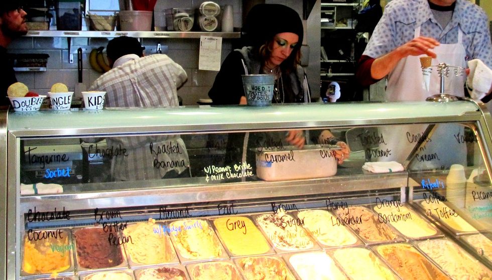 15 Things Every Ice Cream Server Experienced This Summer, Repeatedly