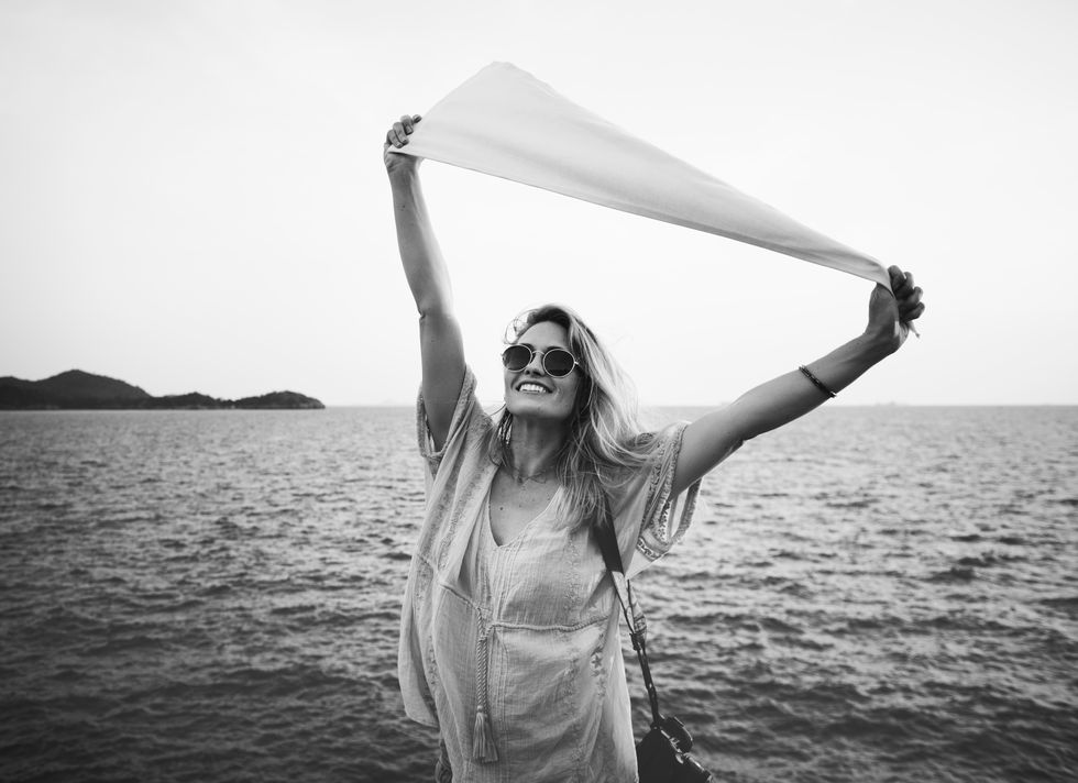 15 Inspirational Quotes For Women Who LOVE Being Single