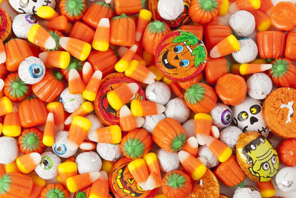 19 Candies You Can Only Get During Halloween