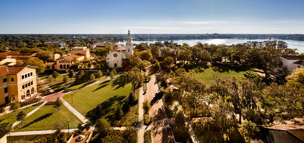 30 Signs You Attend Rollins College