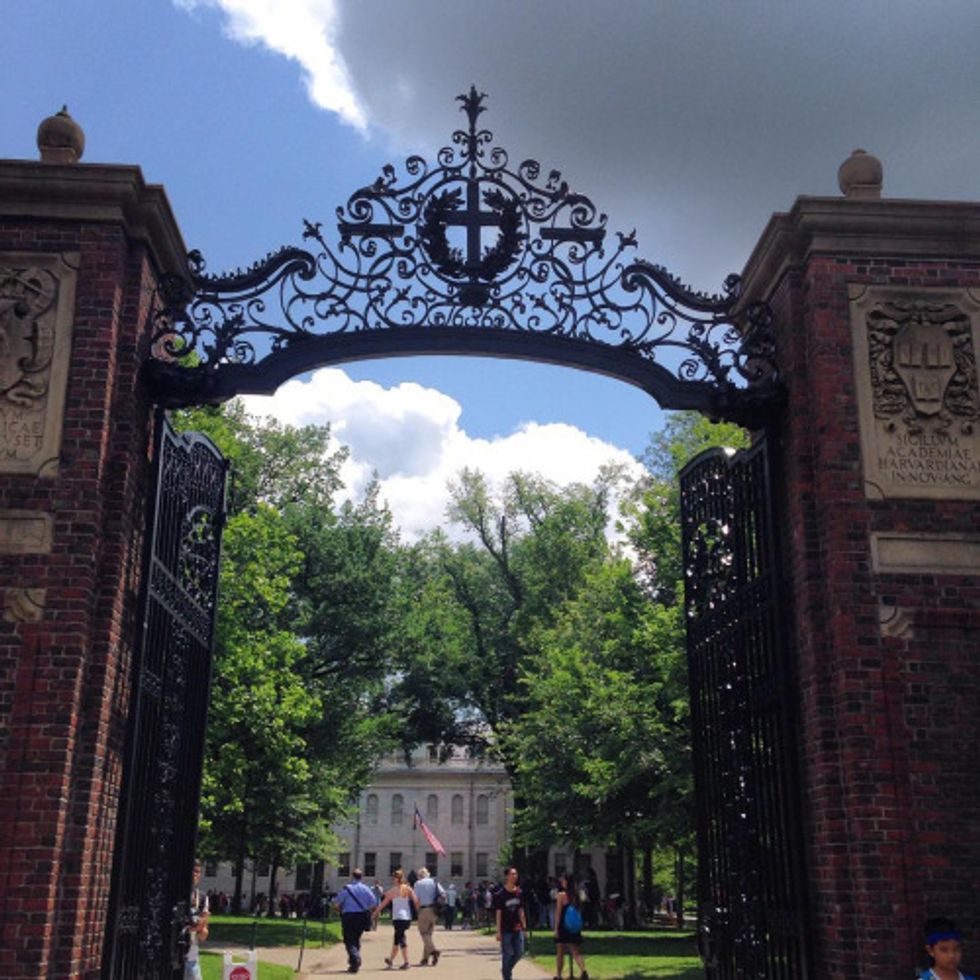 4 Reasons Why You Should Move Away For College