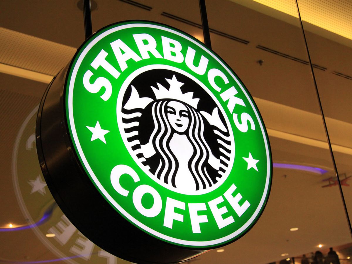 6 Reasons Why We LOVE Starbucks