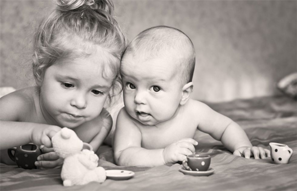 Pros and Cons of Being the Youngest Sibling