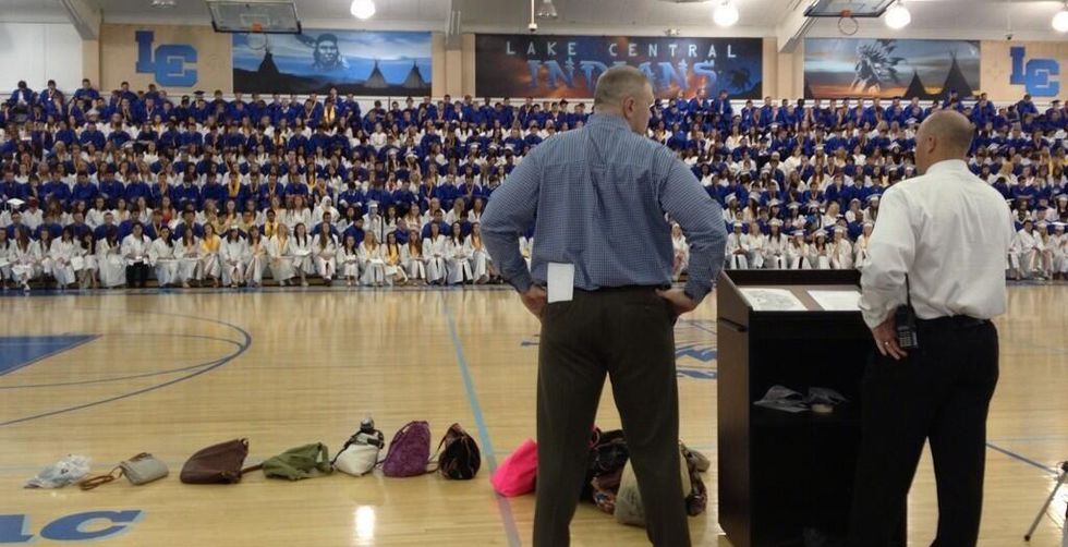 20 Things People Who Went To A Large High School Understand