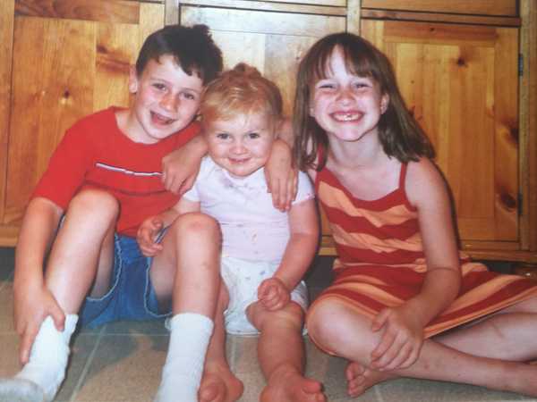 What It's Like Being The Oldest In The Family