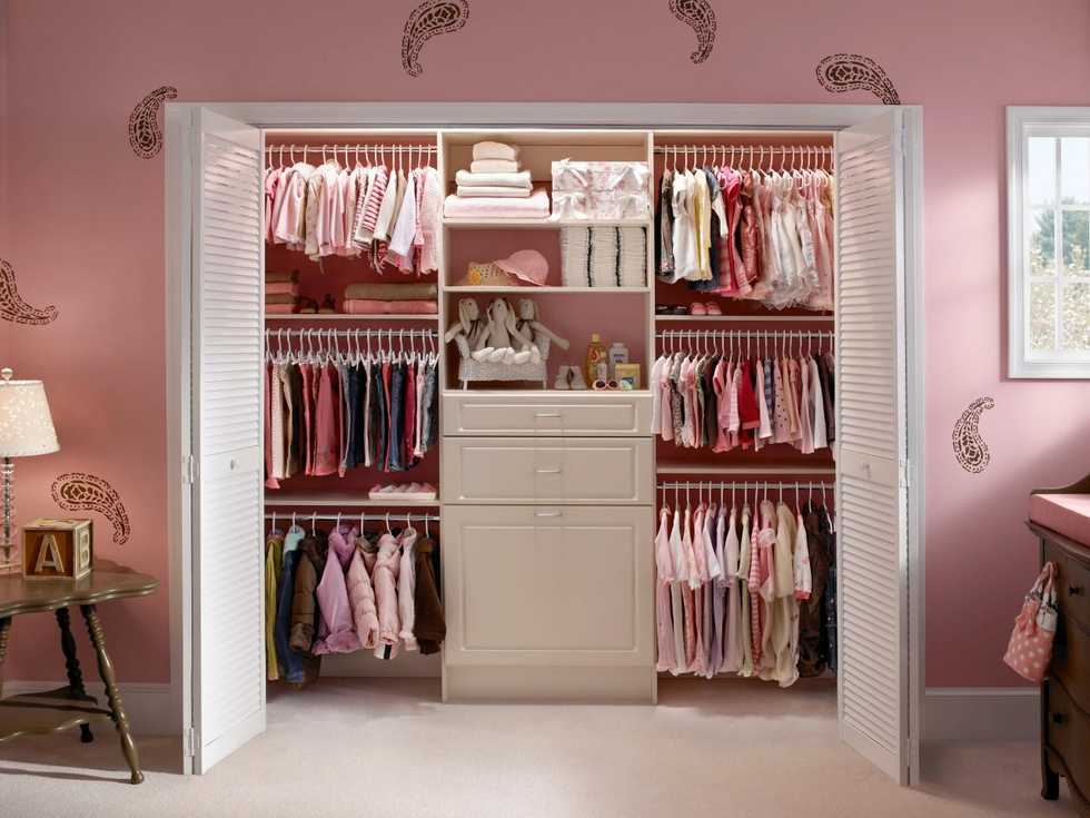 The Proper Way To Clean Out Your Closet | The Odyssey Online