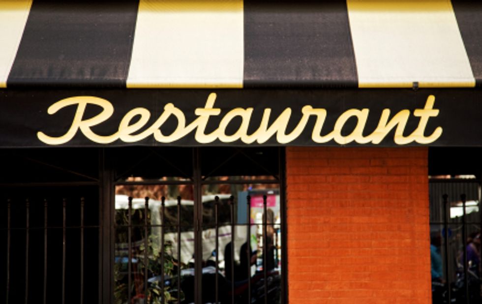 Eight Tips From A Restaurant Hostess