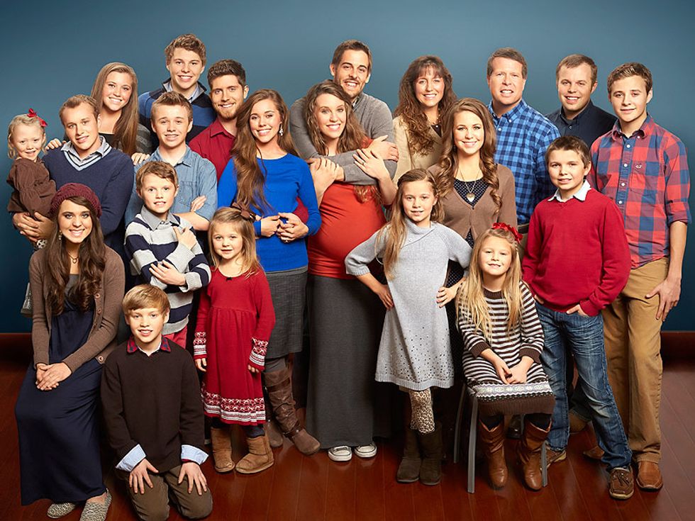 10 Things Only People From Giant Families Understand