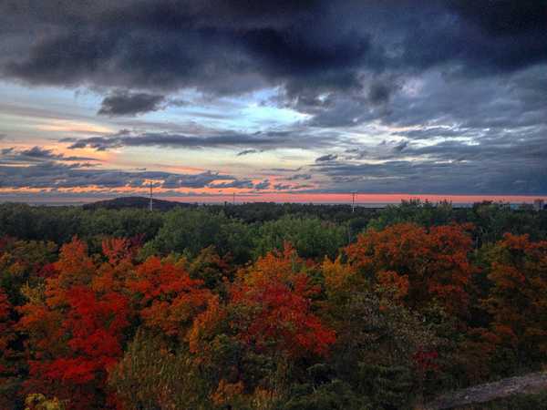 9 Must-Do Fall Hikes Of The Upper Peninsula