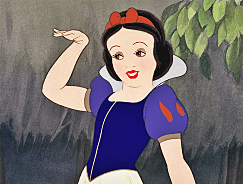 15 Struggles Every Pale Girl Knows Too Well