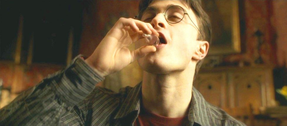 10 Stages Of Being Hungover As Told By Harry Potter