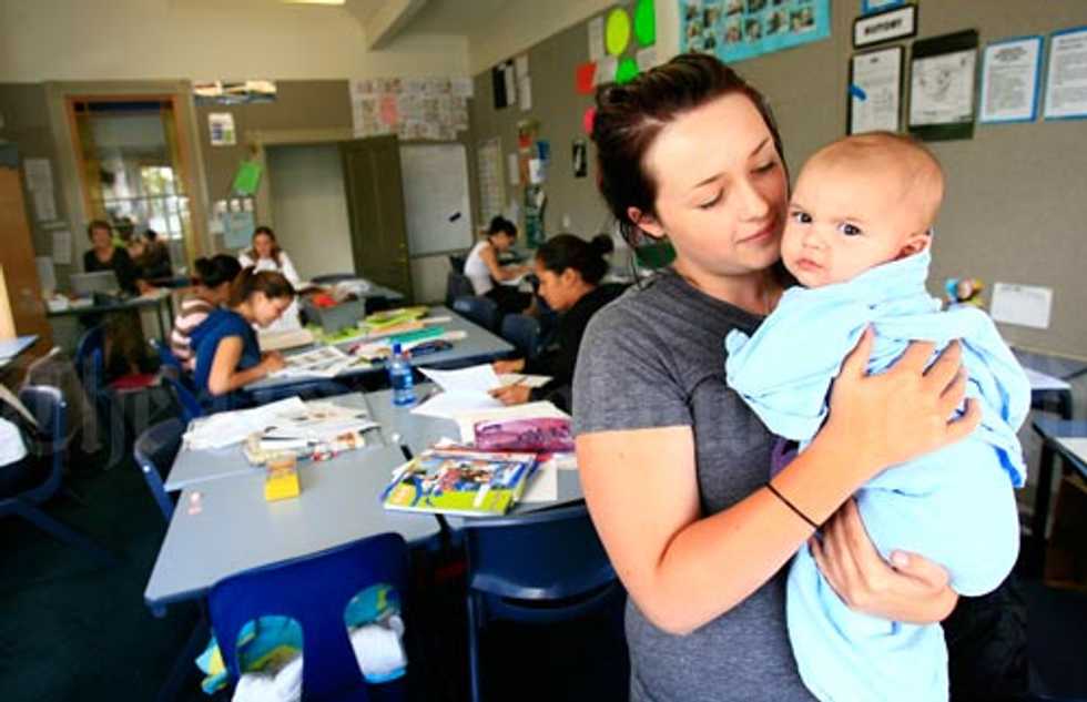 An Open Letter To Teenage Mothers