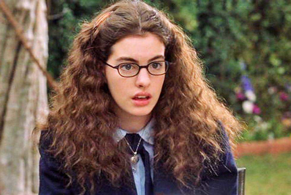 Things Only Girls With Curly Hair Will Understand