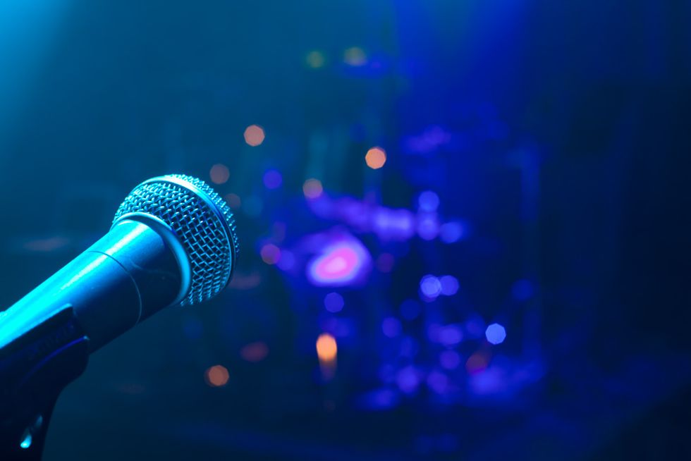 6 Reasons Why Live Band Karaoke Makes For The Best Night Ever