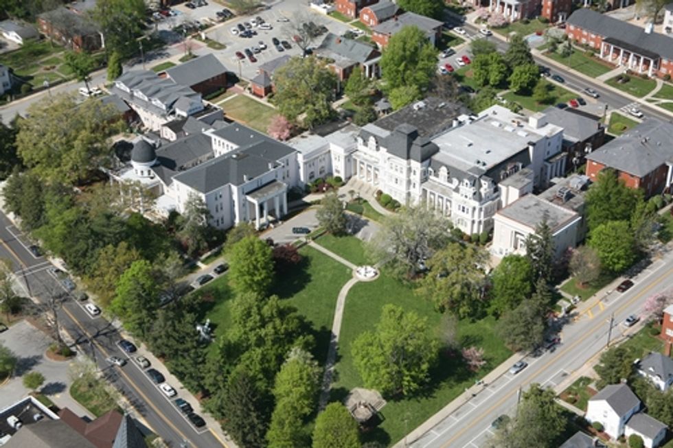 5 Misconceptions About Women's Colleges