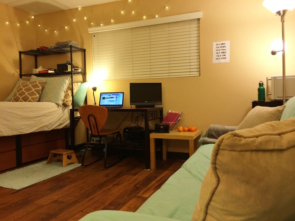 12 Essentials for Your College Apartment