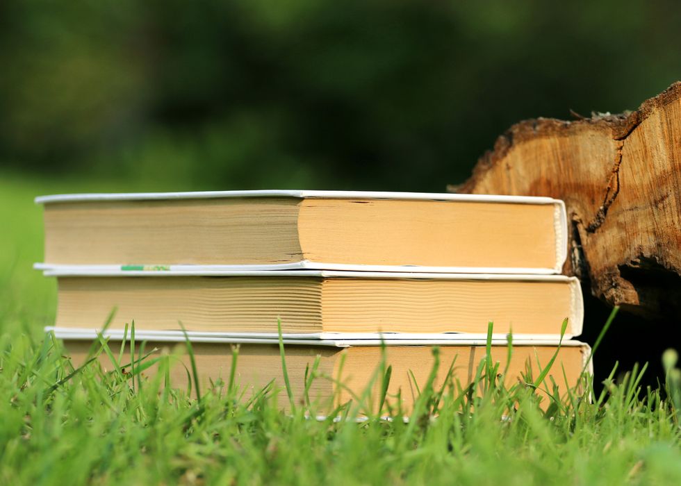 6 Great Places To Get The Most Money For Your Used Textbooks