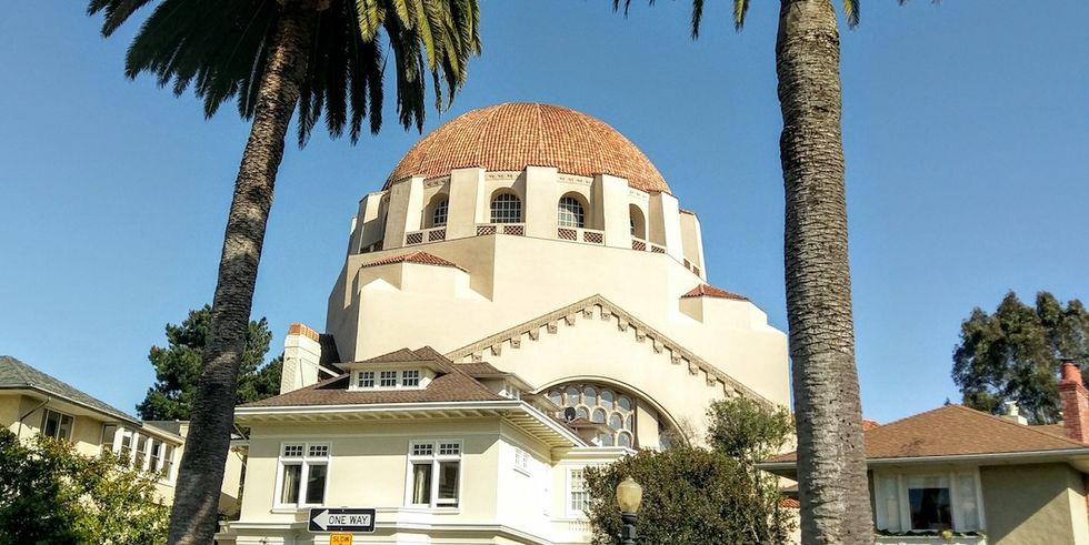 2 First Generation Immigrants Buy Ritzy San Francisco Street Right Under The Noses Of Its Affluent Residents