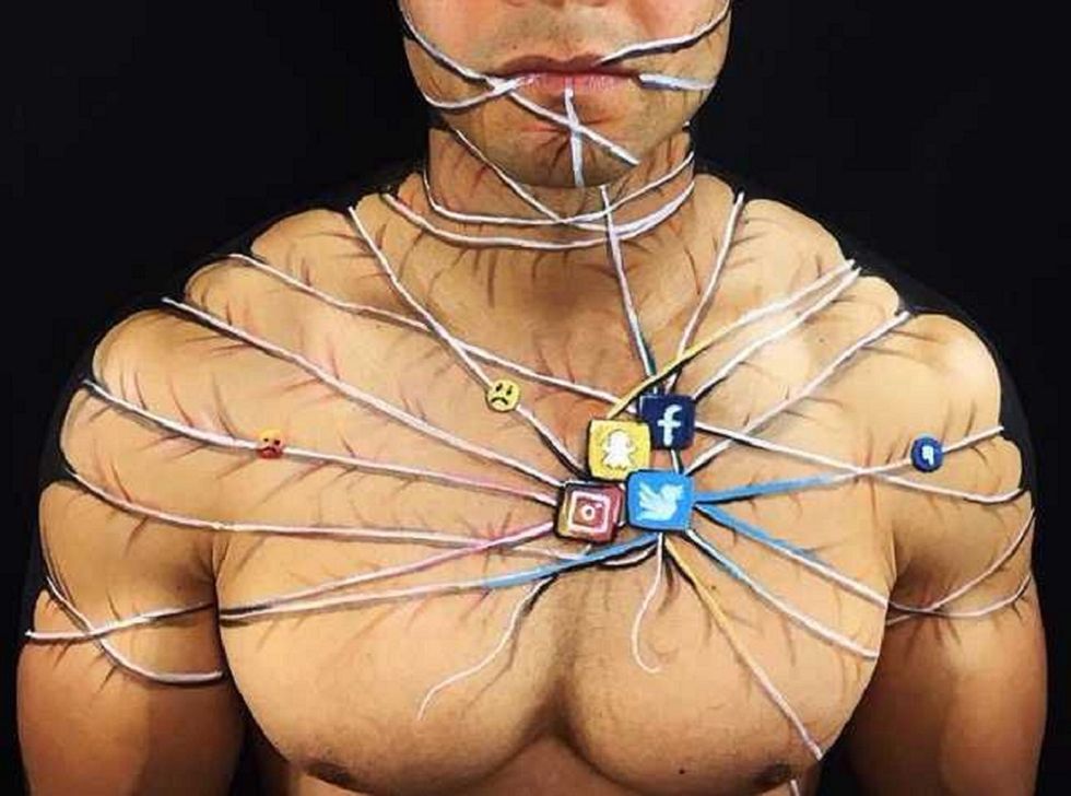 Instagram Destroys Self-Confidence And Individuality