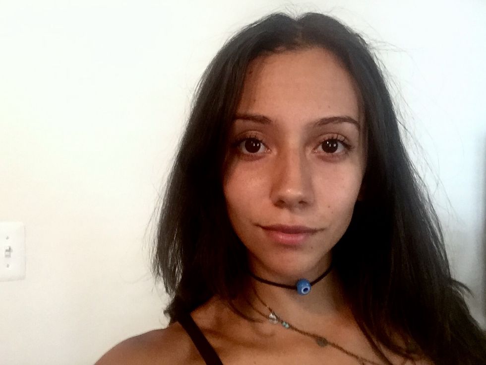 14  Things People With Resting Smile Face Understand