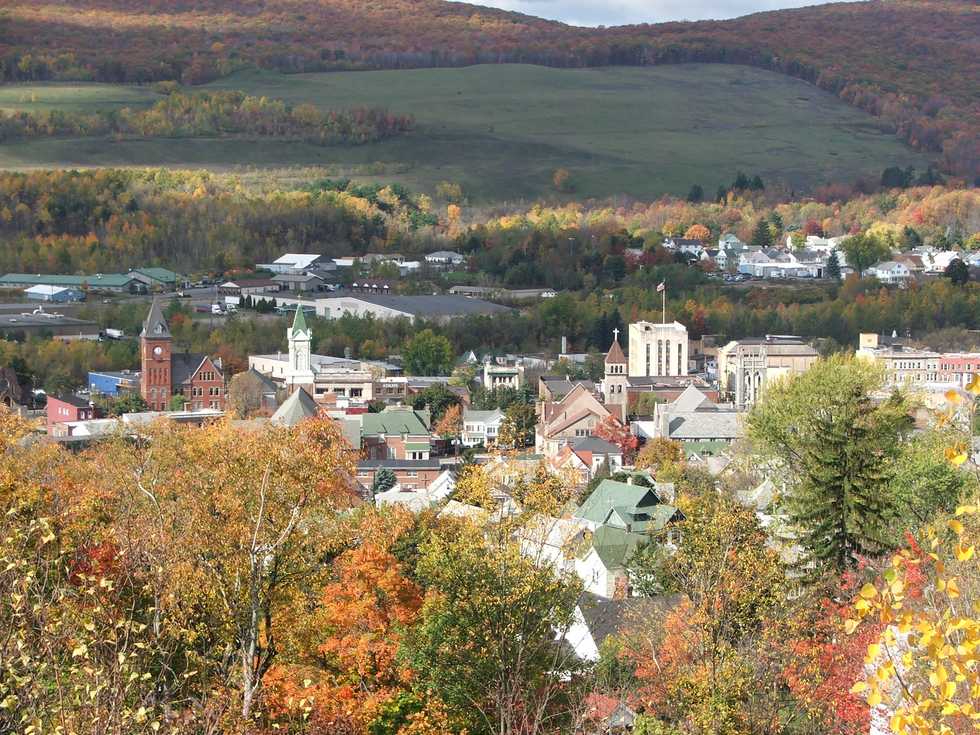 6 Ways My Small Town Has Inspired My Writing