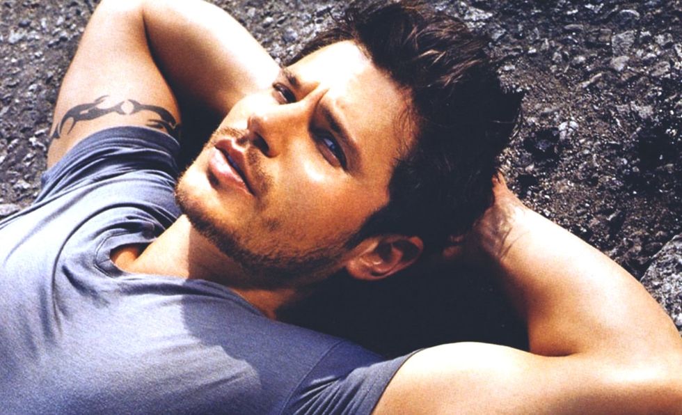 16 Posters Every 2000s Middle School Girl Hung In Her Bedroom