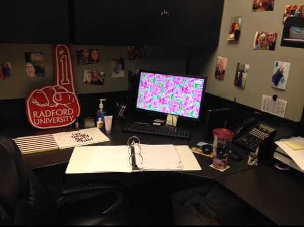 11 Phases Every Student Experiences During Their Internship