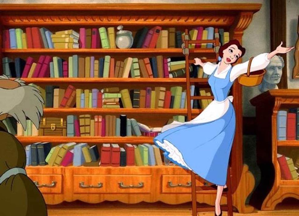 14 Pros And Cons Of Being A Library Assistant