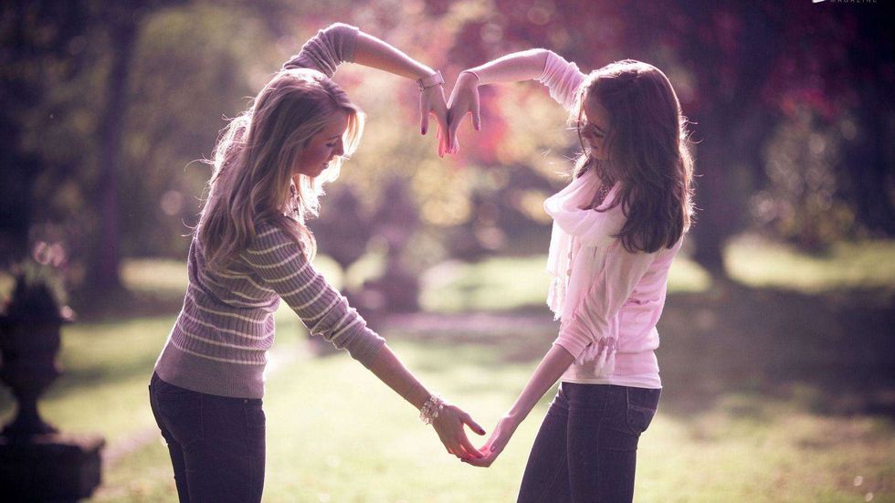 5 Things My Old Childhood Best Friend Taught Me After Coming Back Into My Life