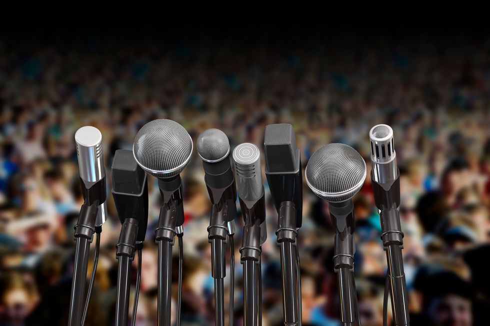 A Student's Borderline Professional Guide To Public Speaking