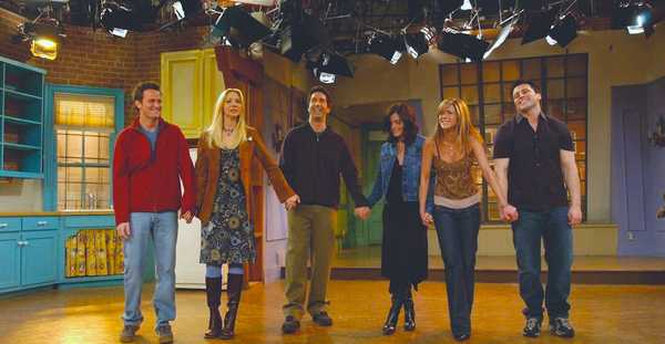 11 Times The Cast Of 'Friends' Captured Moving Places