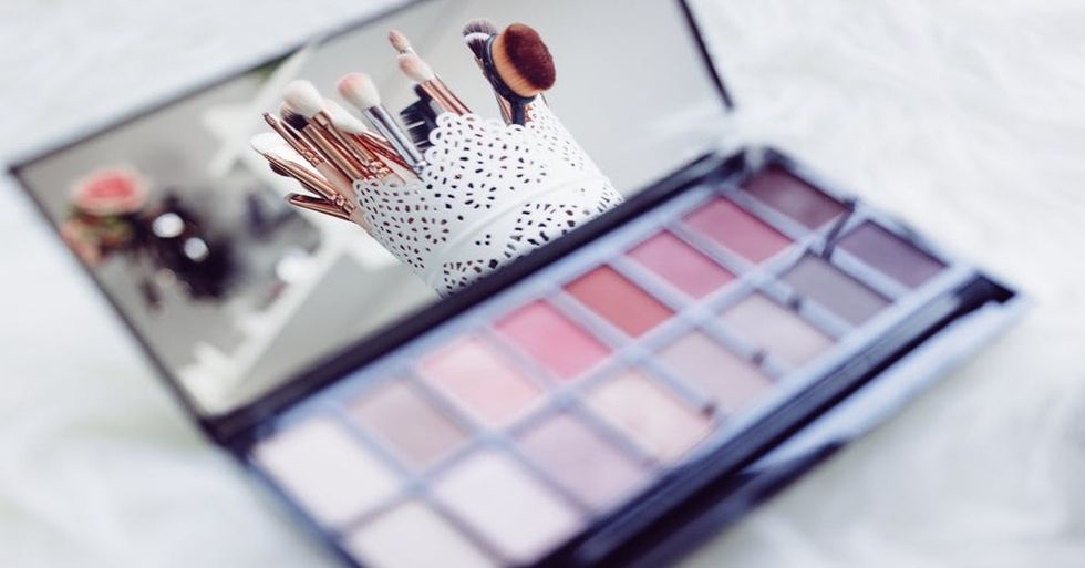 25 Drugstore Brand Makeup Products For Those Of Us With Oily Skin