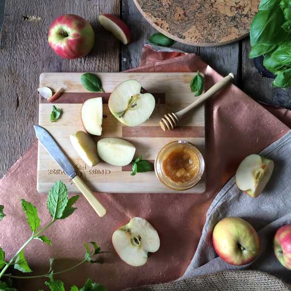 10 Easy Snacks Every College Student Needs To Know